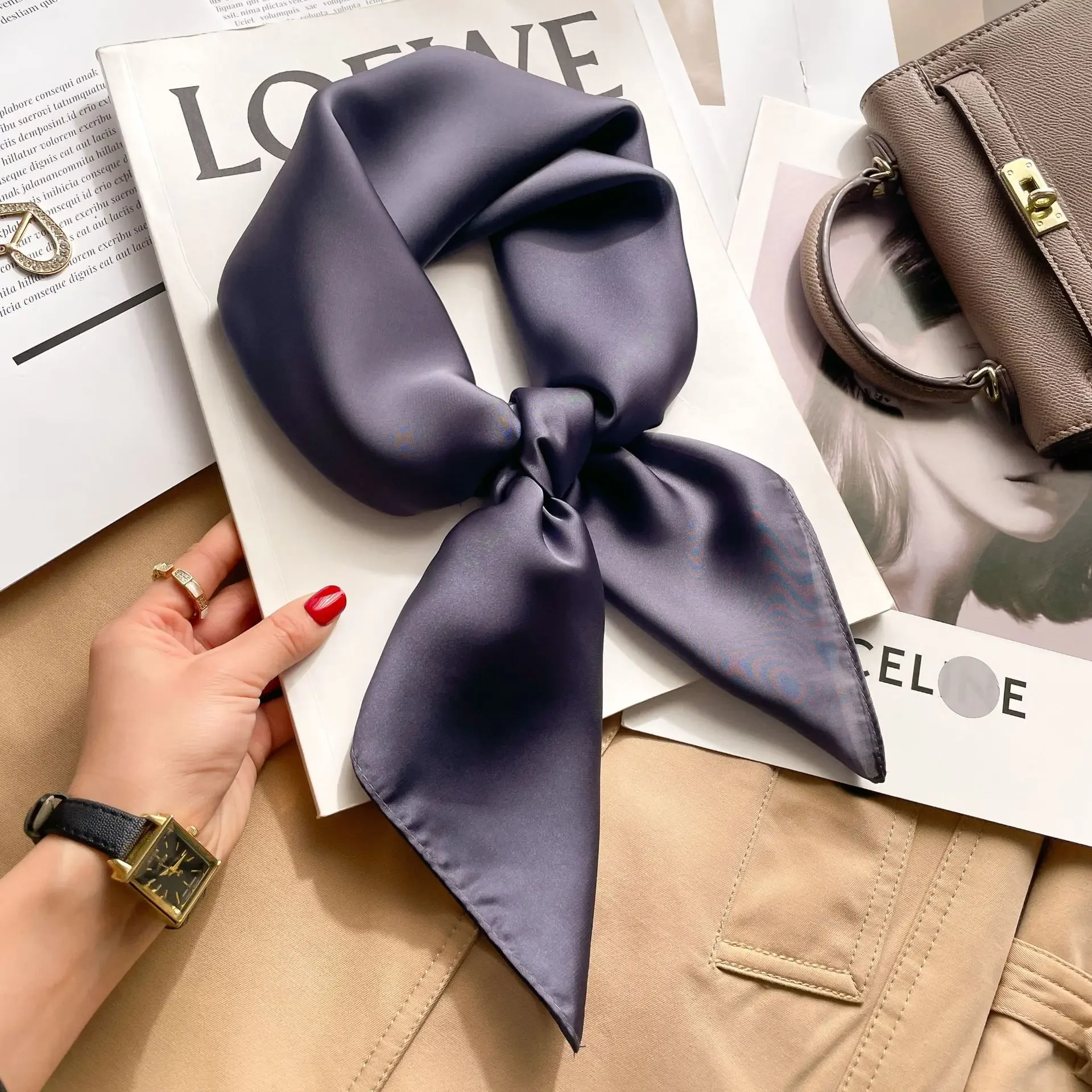 70cm Effen Kleuren Neckerchief - Scarf Silk Square recensie en prijs