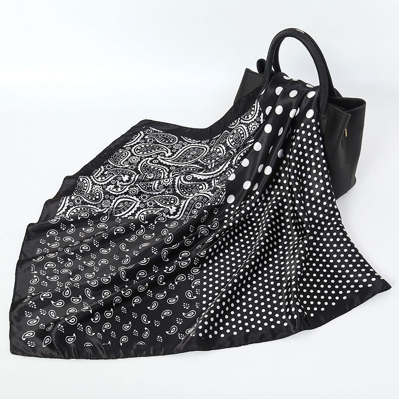 Zakdoeken Haar Zijden Sjaal 90 - Scarf Silk Square recensie en prijs